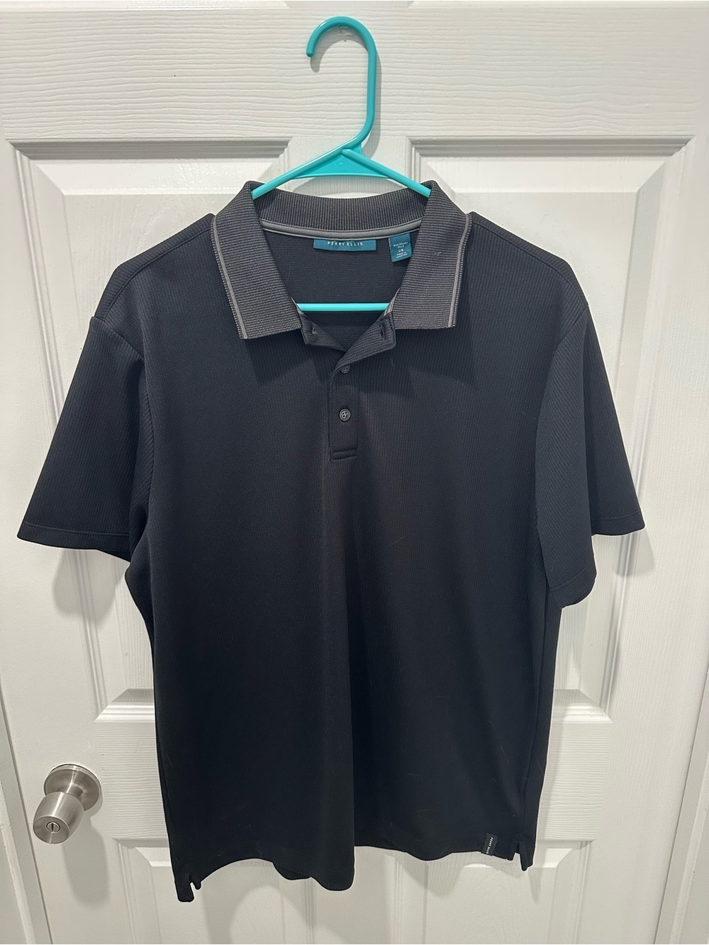 Perry Ellis Black Polo Men’s Large